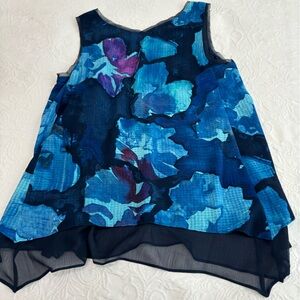 Simply Vera Beautiful Flowing Blouse